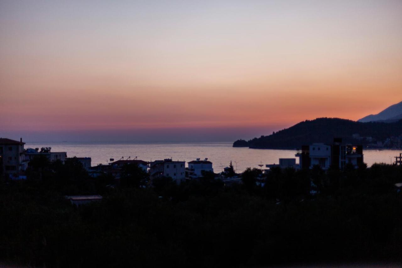 Toni Retzo Rooms Himare Exterior foto